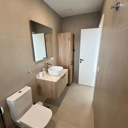 Cerca De La Playa Apartment *